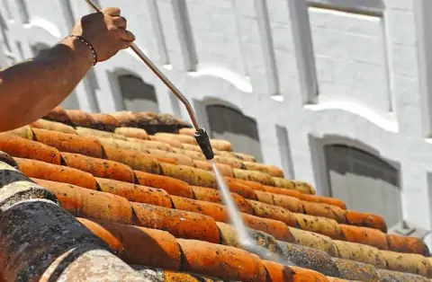 Nettoyage de toitures - Saint-Pierre-en-Auge
